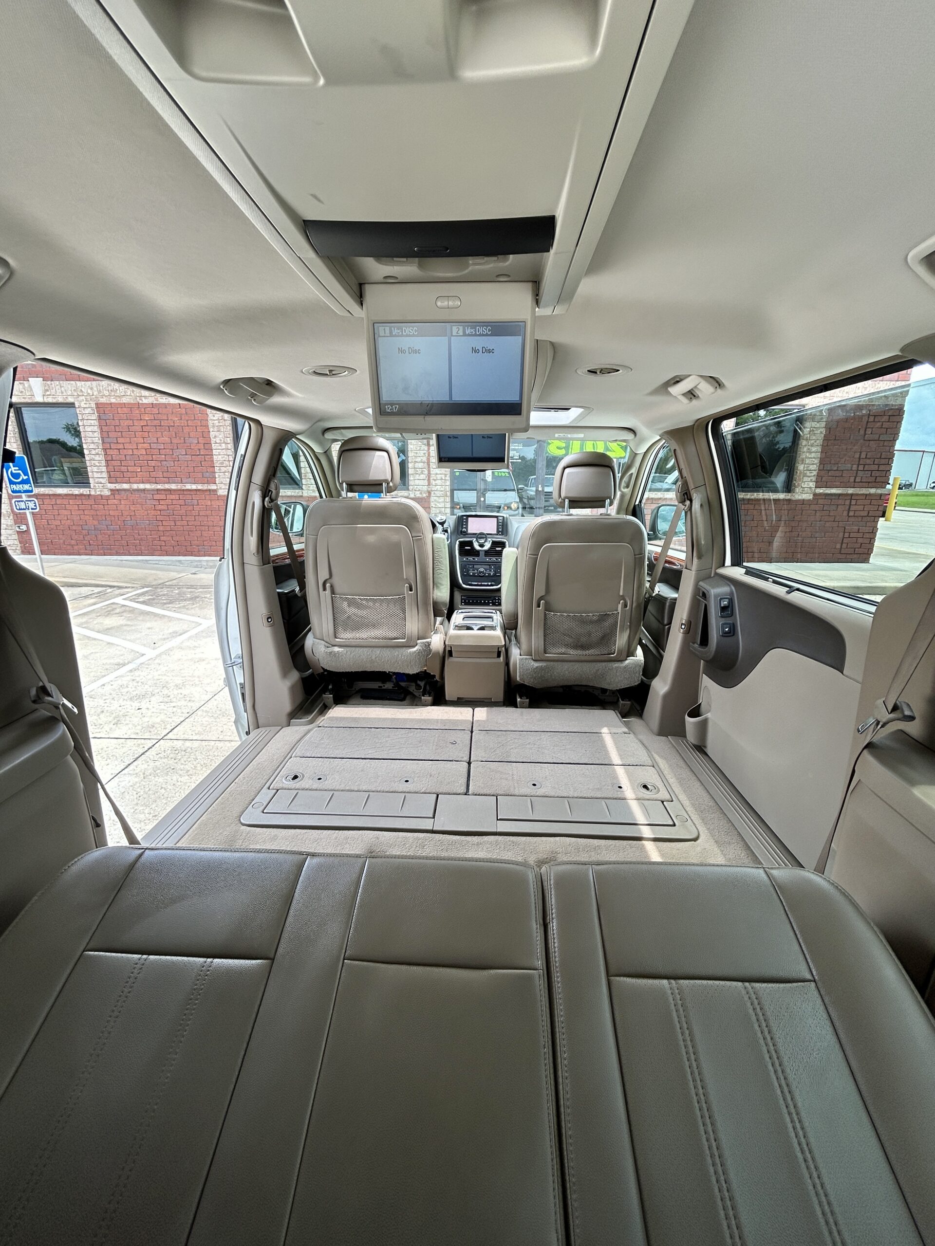 2013 Chrysler Town & Country