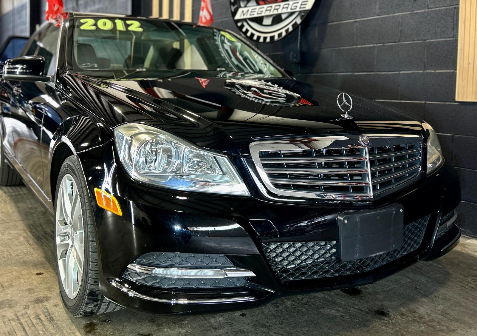 2012 Mercedes-Benz C300