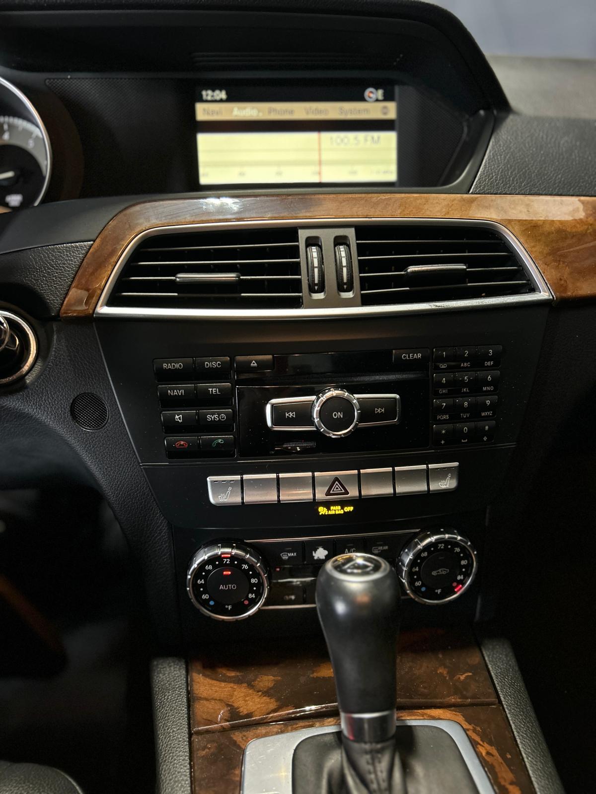 2012 Mercedes-Benz C300