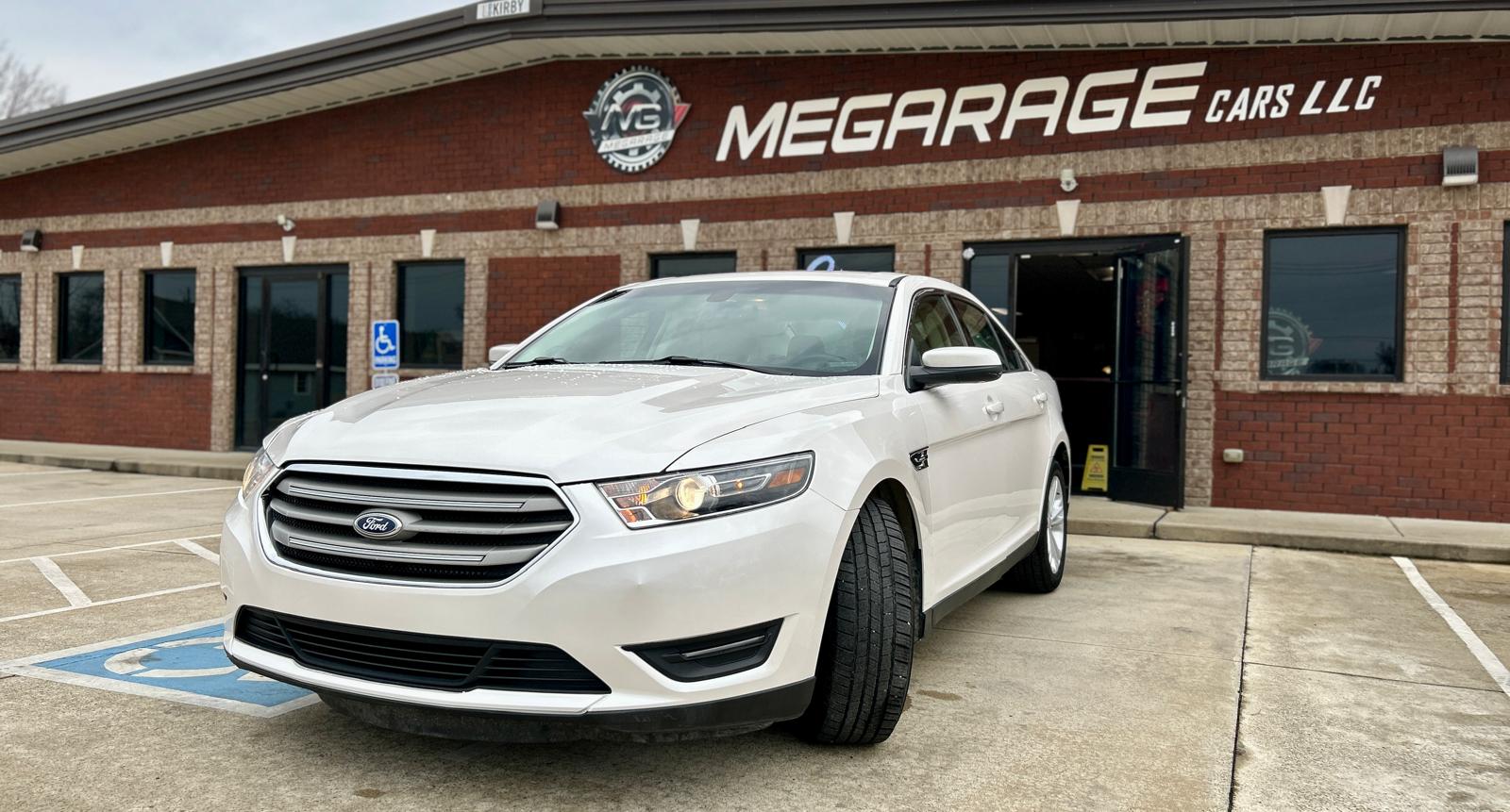 2015 Ford Taurus SEL