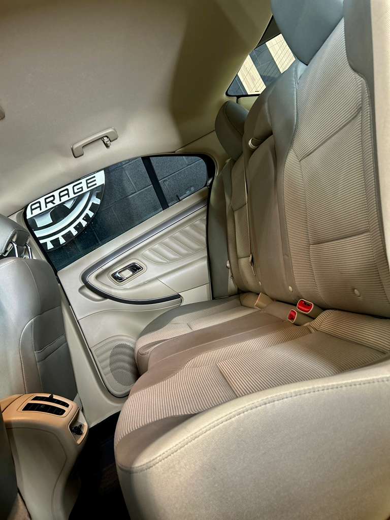 2015 Ford Taurus SEL