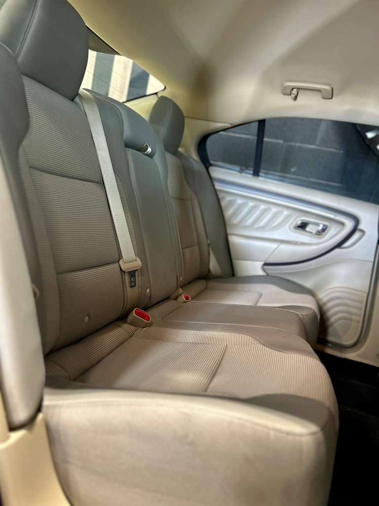 2015 Ford Taurus SEL